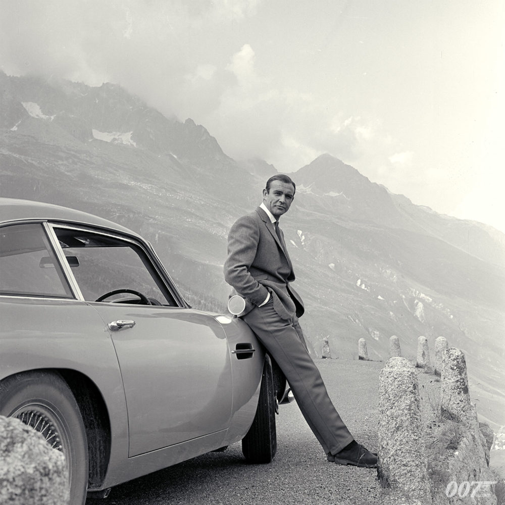 James Bond Style Icon 007 Aston Martin Grey Suit Sean Connery