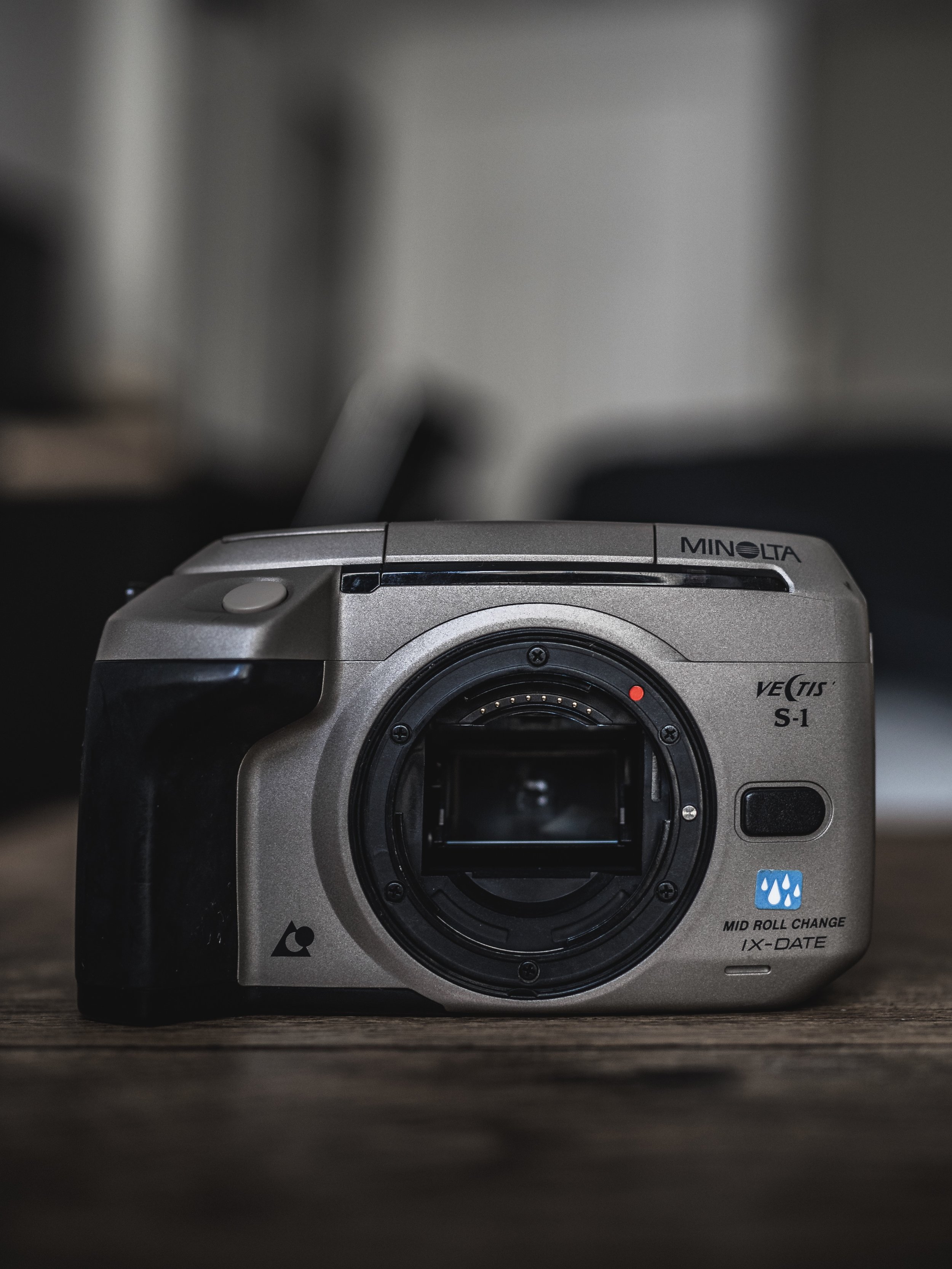Minolta Vectis S-1 APS Advanced Photo System Advantix Film Camera Review 1996